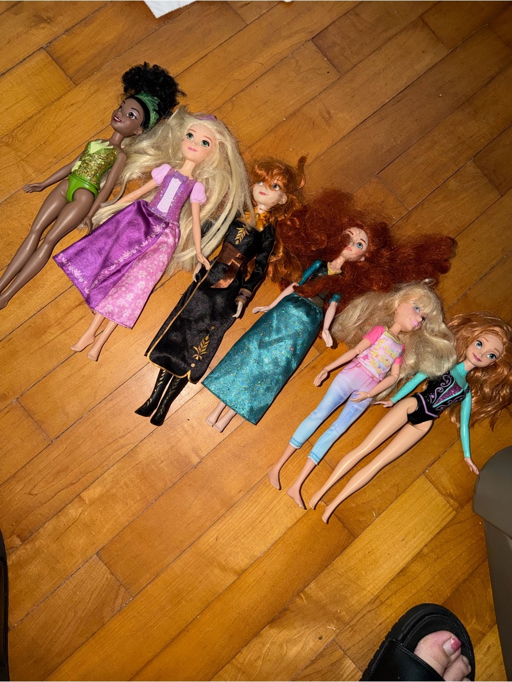 Fashion Doll Lot Multicolor